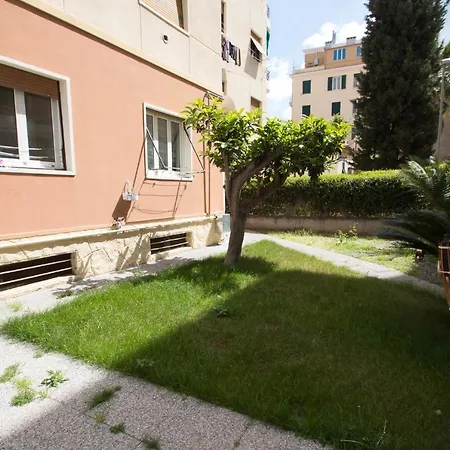 Con Giardino A 50mt Dal Mare Varazze